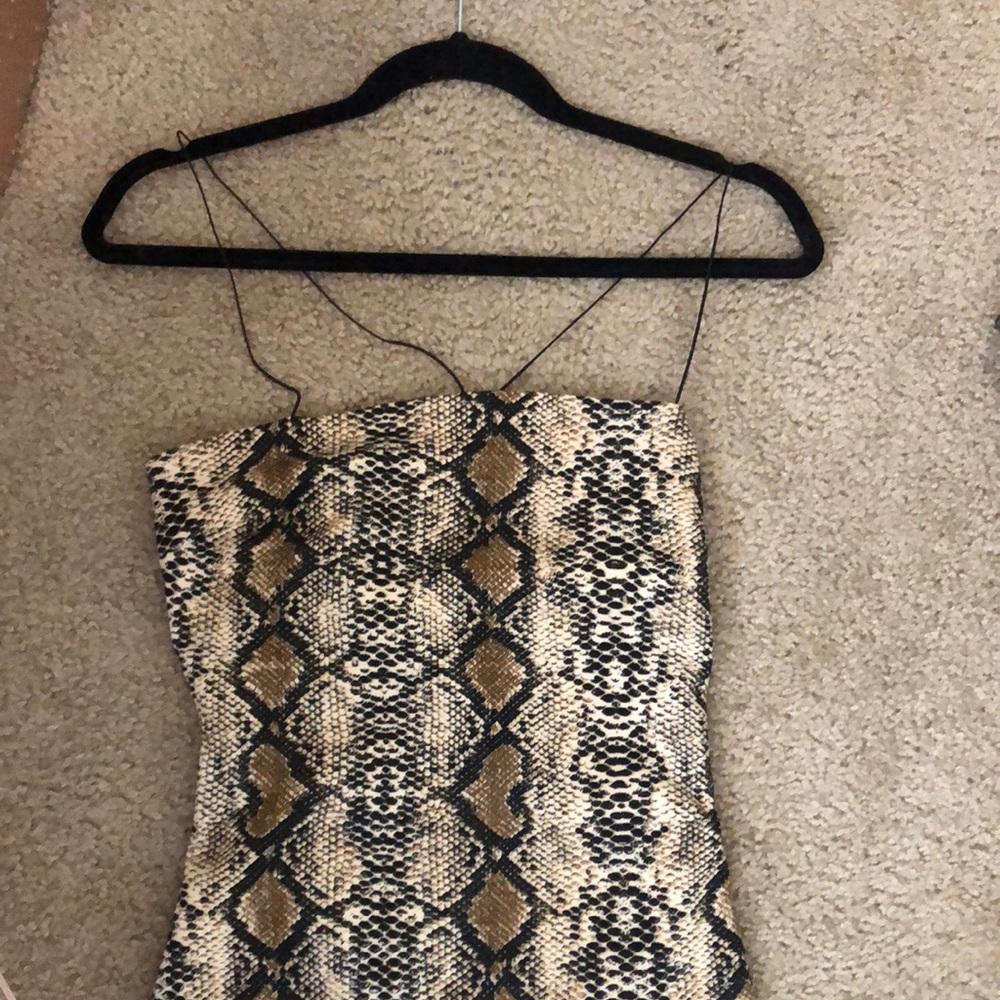 Dress- - Picture 2 of 2